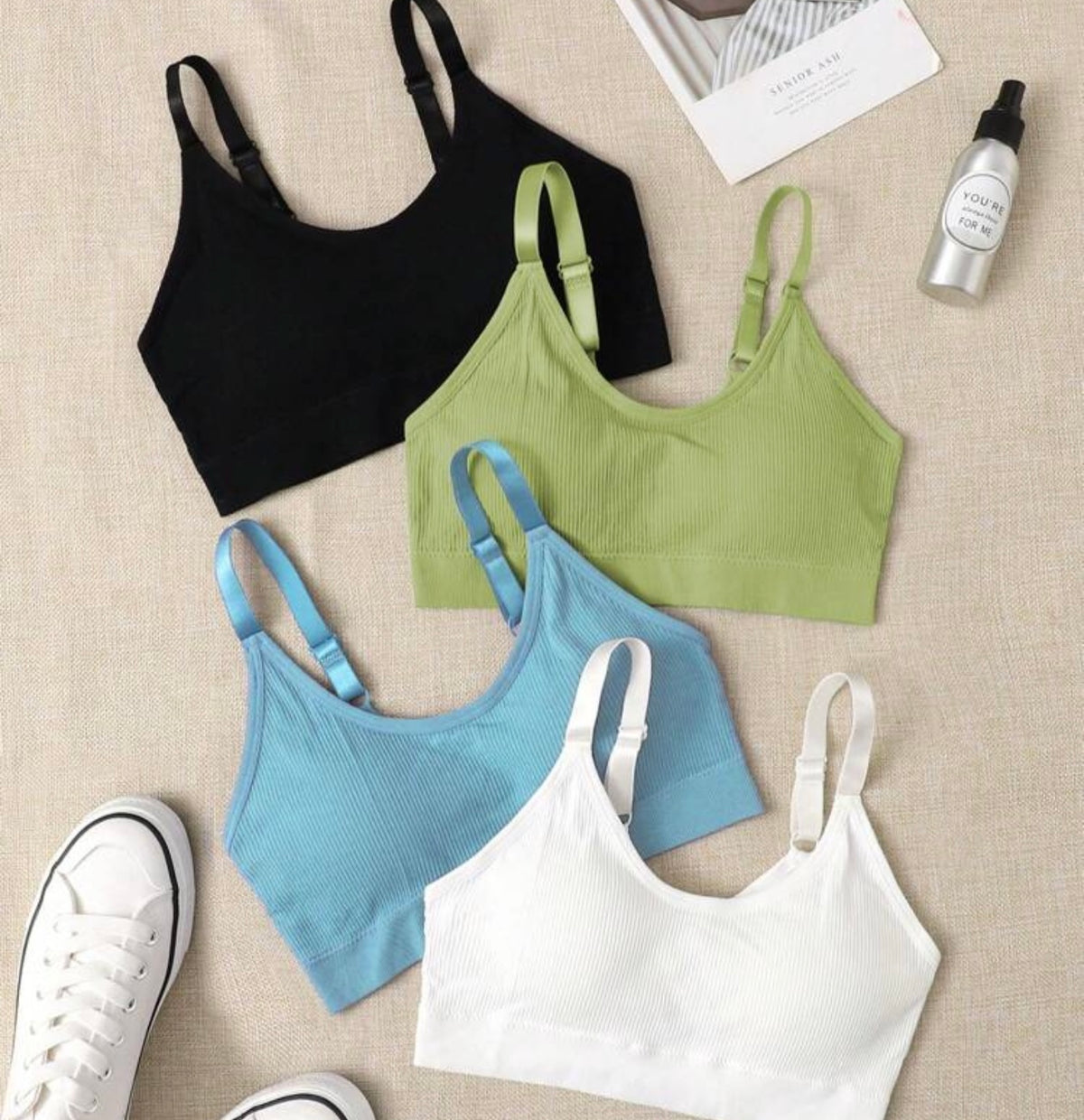 Crop top deportivo importado con copa removible