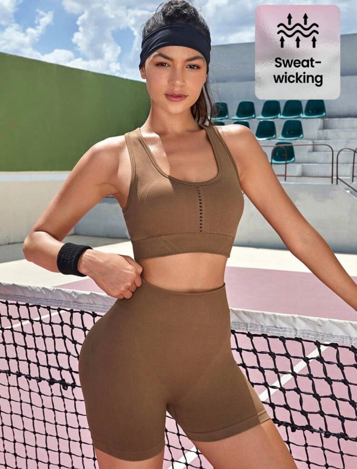 Set deportivo en short control de abdomen y efecto push up