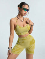 Set deportivo en short control de abdomen y efecto push up