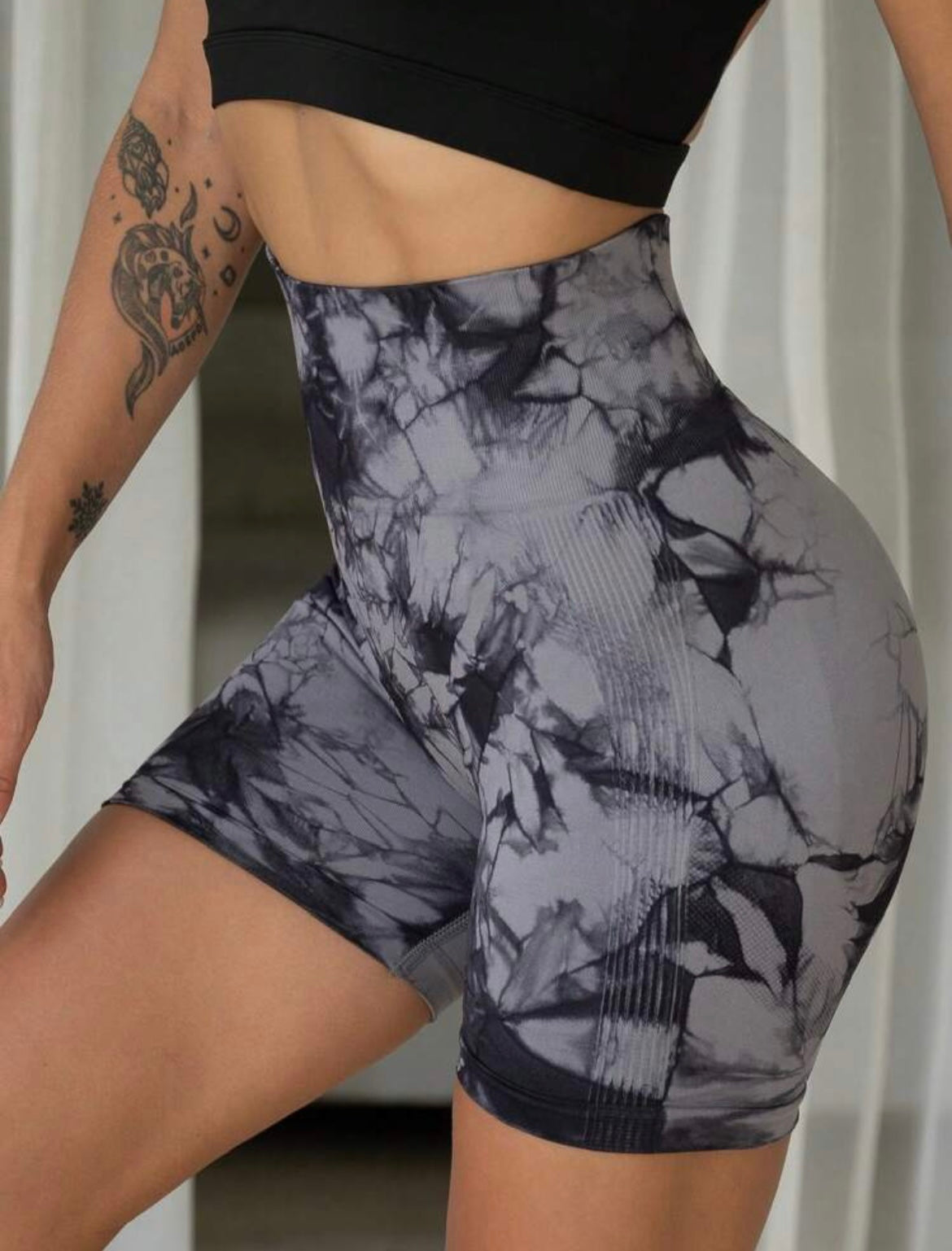 Shorts deportivos con control de abdomen y efecto push up